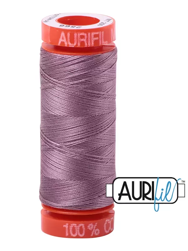Fil Coton Mako 50 Aurifil 2566 Wisteria - Petite bobine de 200 mètres