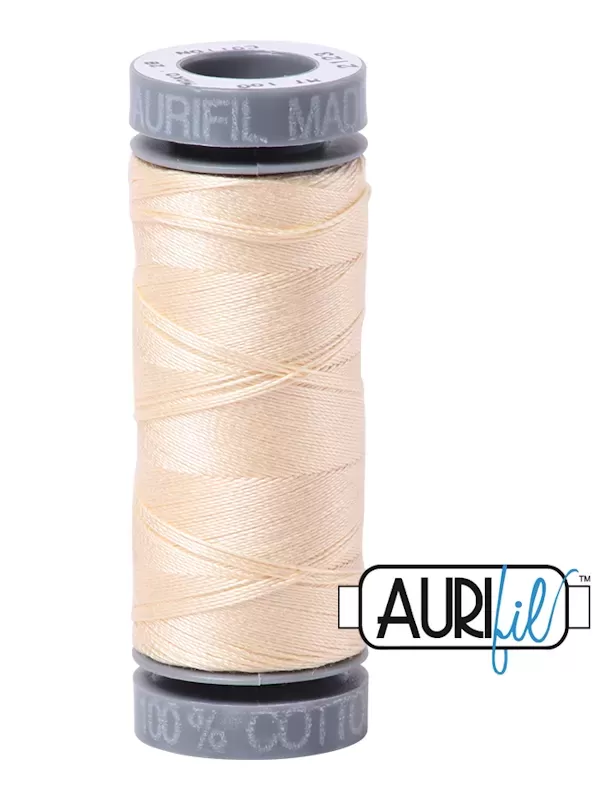 Fil Coton Mako 28 Aurifil 2123 Butter - Petite bobine de 100 mètres