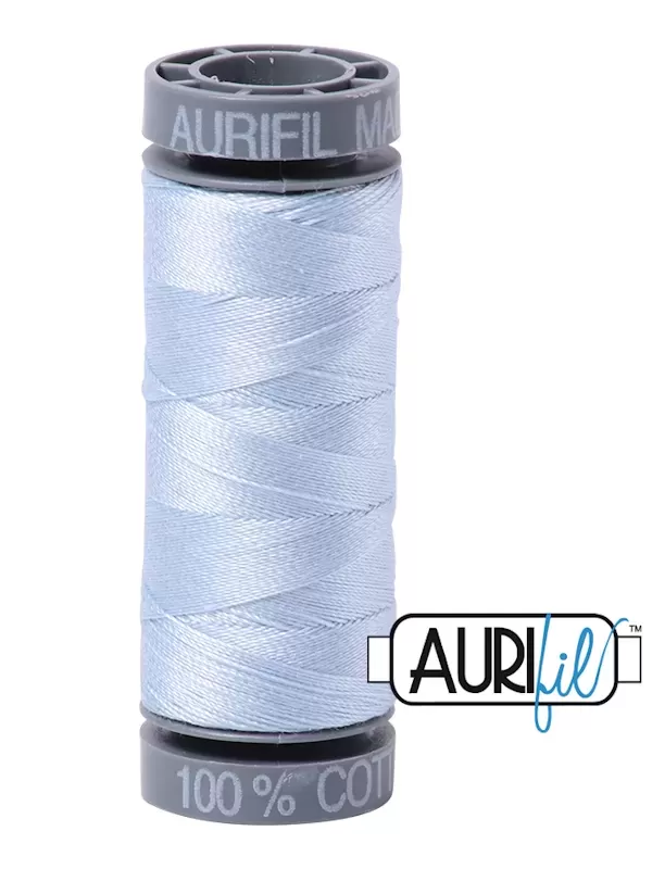 Fil Coton Mako 28 Aurifil 2710 Light Robins Egg - Petite bobine de 100 mètres