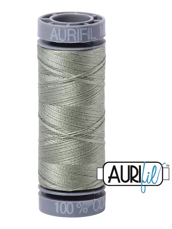 Fil Coton Mako 28 Aurifil 5019 Military Green - Petite bobine de 100 mètres