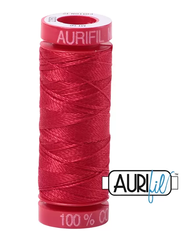 Fil Coton Mako 12 Aurifil 2250 Red - Petite bobine de 50 mètres