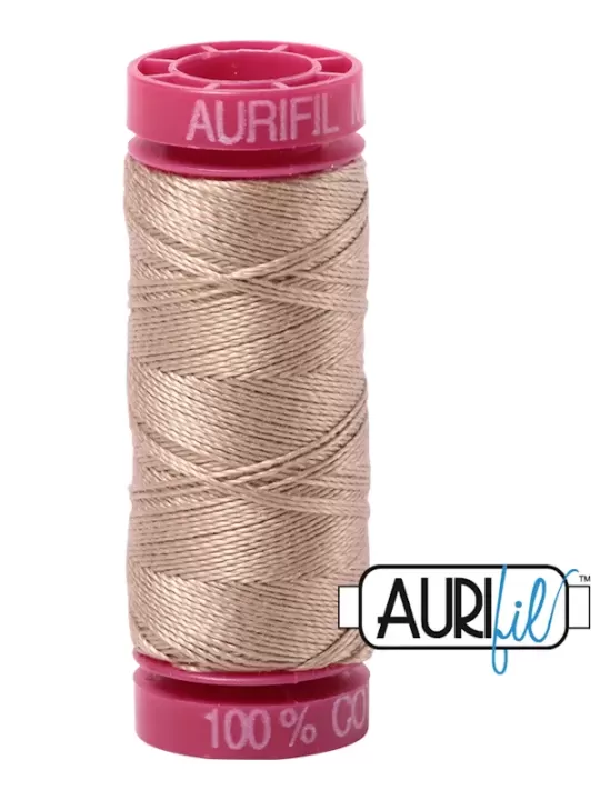 Fil Coton Mako 12 Aurifil 2326 Sand - Petite bobine de 50 mètres