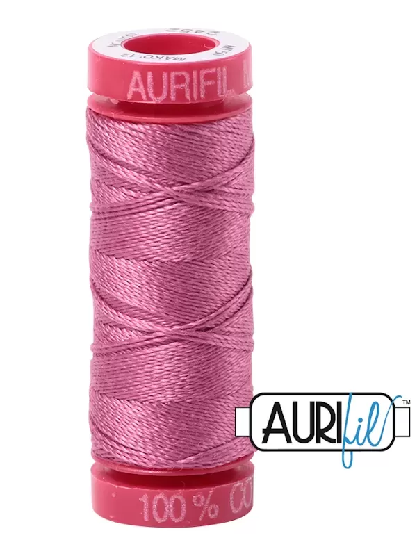 Fil Coton Mako 12 Aurifil 2452 Dusty Rose - Petite bobine de 50 mètres