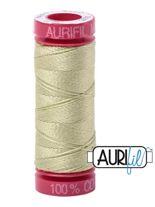 Fil Coton Mako 12 Aurifil 2886 Light Avocado - Petite bobine de 50 mètres