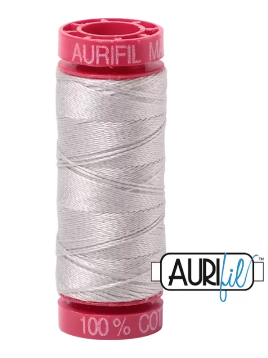 Fil Coton Mako 12 Aurifil 6724 Moonshine - Petite bobine de 50 mètres