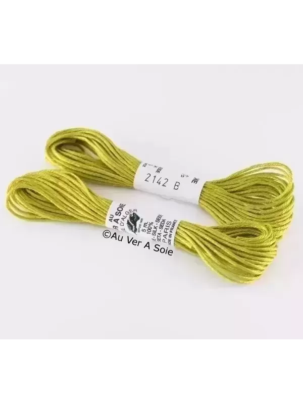 AU VER À SOIE - SOIE D'ALGER Vert Raisin n° 2142