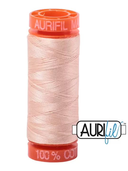 Fil Coton Mako 50 Aurifil 2205 Apricot - Petite bobine de 200 mètres
