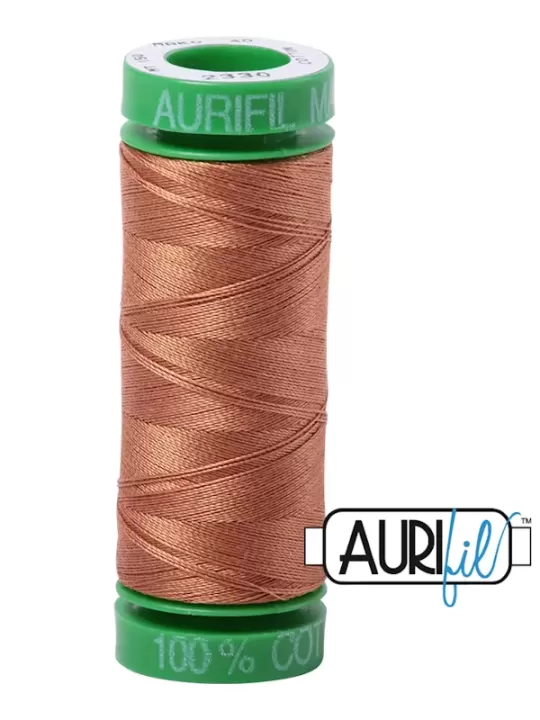 Fil Coton Mako 40 Aurifil 2330 Light Chestnut - Petite bobine de 150 mètres